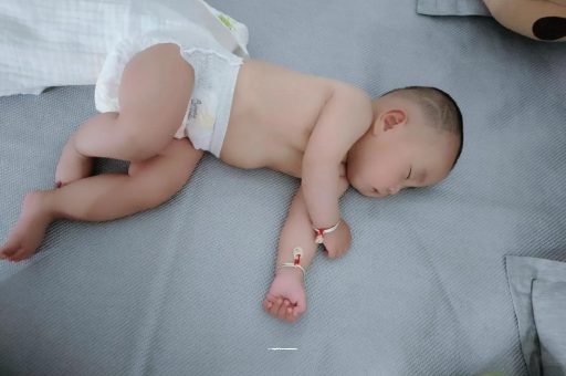 长沙宝宝口水多怎么回事